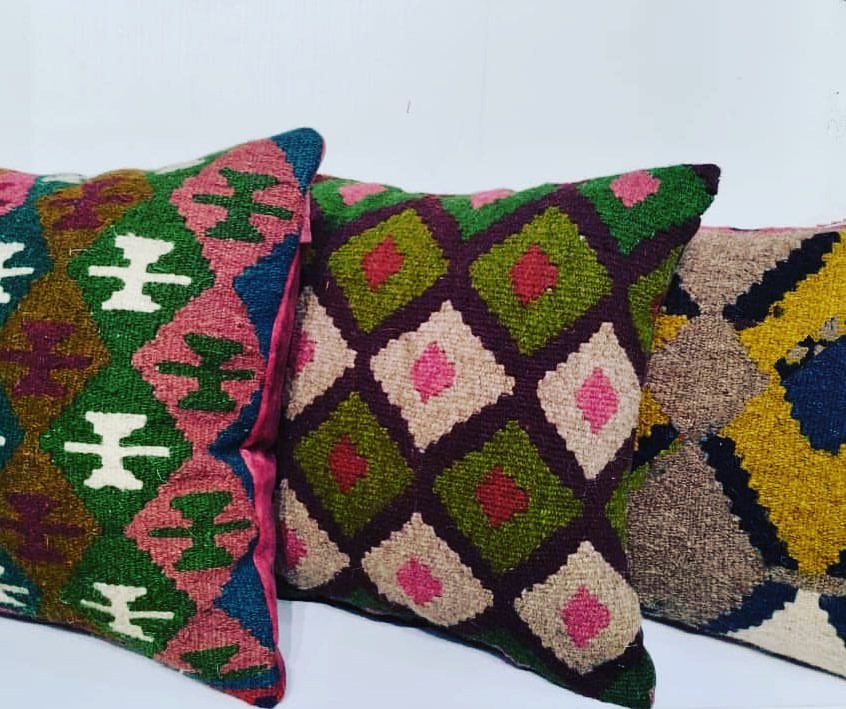 کوسن گلیمی ۴۰ در ۴۰